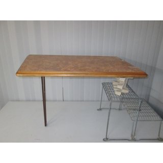 B&uuml;rstner Tisch ca 102/94 x 94 cm mit Klappfu&szlig; gebraucht - Sonderpreis