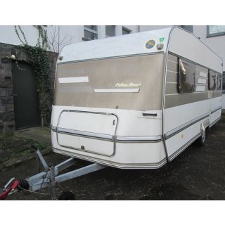 im Zulauf: Teile aus Hymer Eriba Nova 531 BJ 88 (oB)