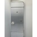 LMC Wohnwagen Aufbautür ca 172 x 55,5 bzw 167 x 49,8 mit Rahmen ohne Schlüssel gebraucht (aus LMC 530 K BJ 2006) (Eingangstür) Sonderpreis (Beule unten), mit Tür-Spion