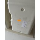 kompakter Camping-Schrank ca 75 x 45 gebraucht 3-türig Badschrank/Hängeschrankweiß 31228 2000473 Oberschrank 3trg 316 (aus LMC Favorit 530 K BJ 2006)