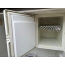 Küchenblock: Kühlschrank RM2262 mit 3-fl-Cramer Kocheinheit, Spülbecken gebraucht aus Adria Forma 408 BJ 92