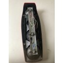 Hella Caraluna Rückleuchte / Rücklicht , links, gebr., Sonderpreis (zB LMC 530k BJ 2006) L50 H18 T10 (Hecklicht/Heckleuchte/Lampe/Leuchte/Rücklicht/Rückleuchte)
